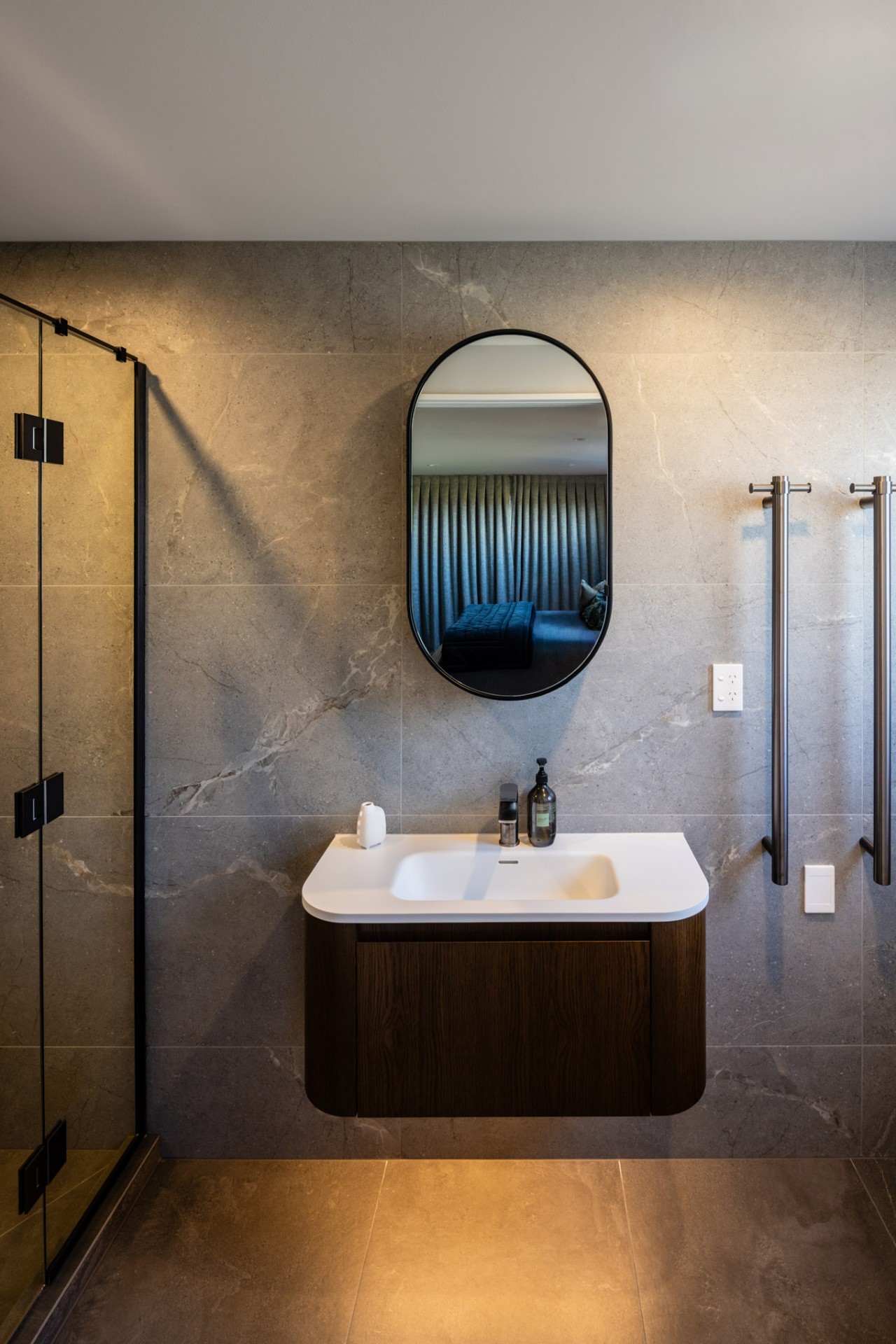 Second suite vanity at Whakahā